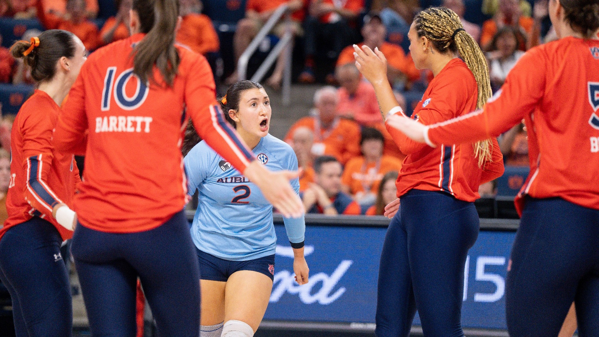 Auburn Volleyball returns Neville to host LSU Sunday - Auburn Tigers ...