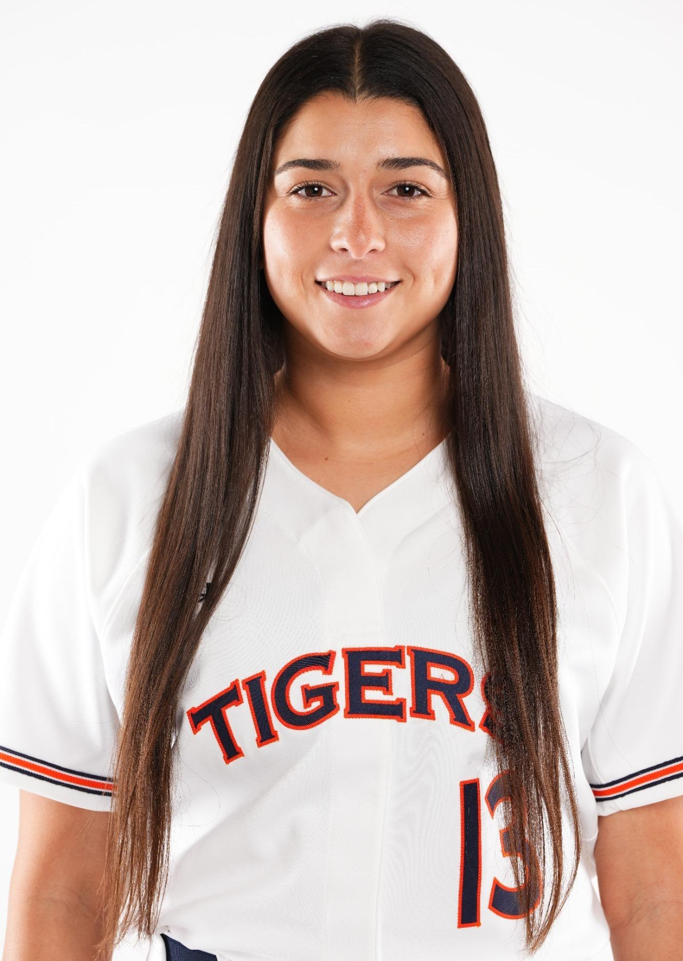 Nelia Peralta - Softball 2023 - Auburn Tigers - Official Athletics Website