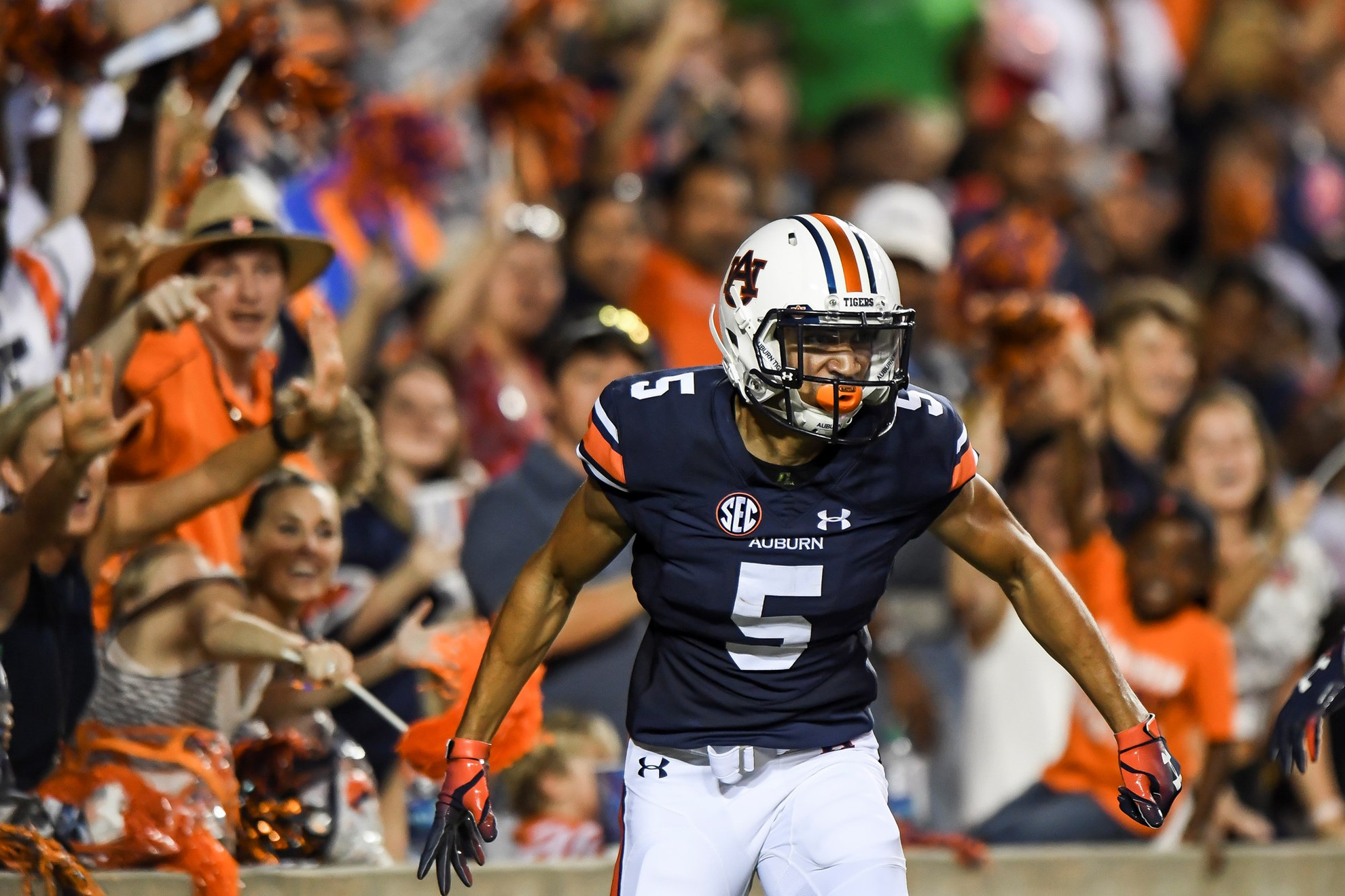 A Pleasant Surprise Fast Start For Anthony Schwartz Auburn Tigers Official Athletics Website 5043