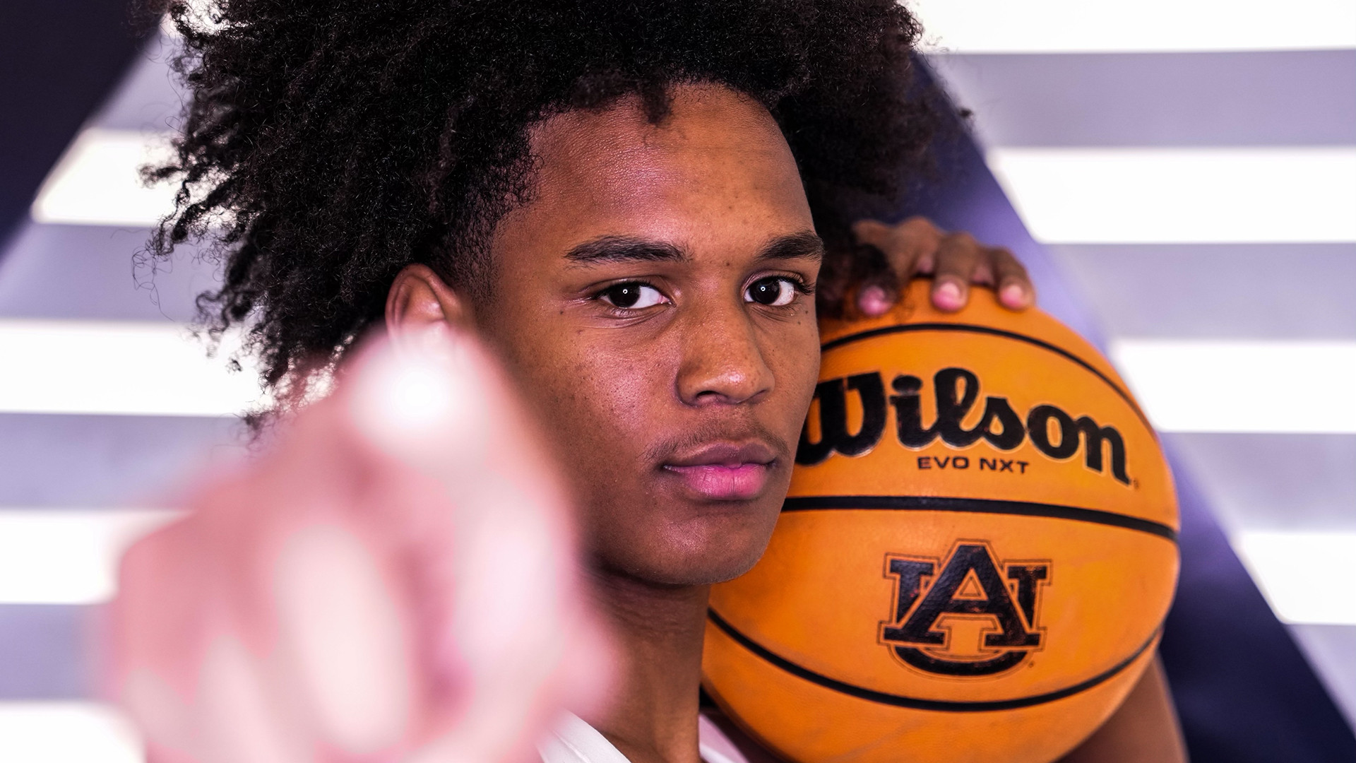 Holloway Continues Five-Star Recruiting Pipeline to the Plains - Auburn