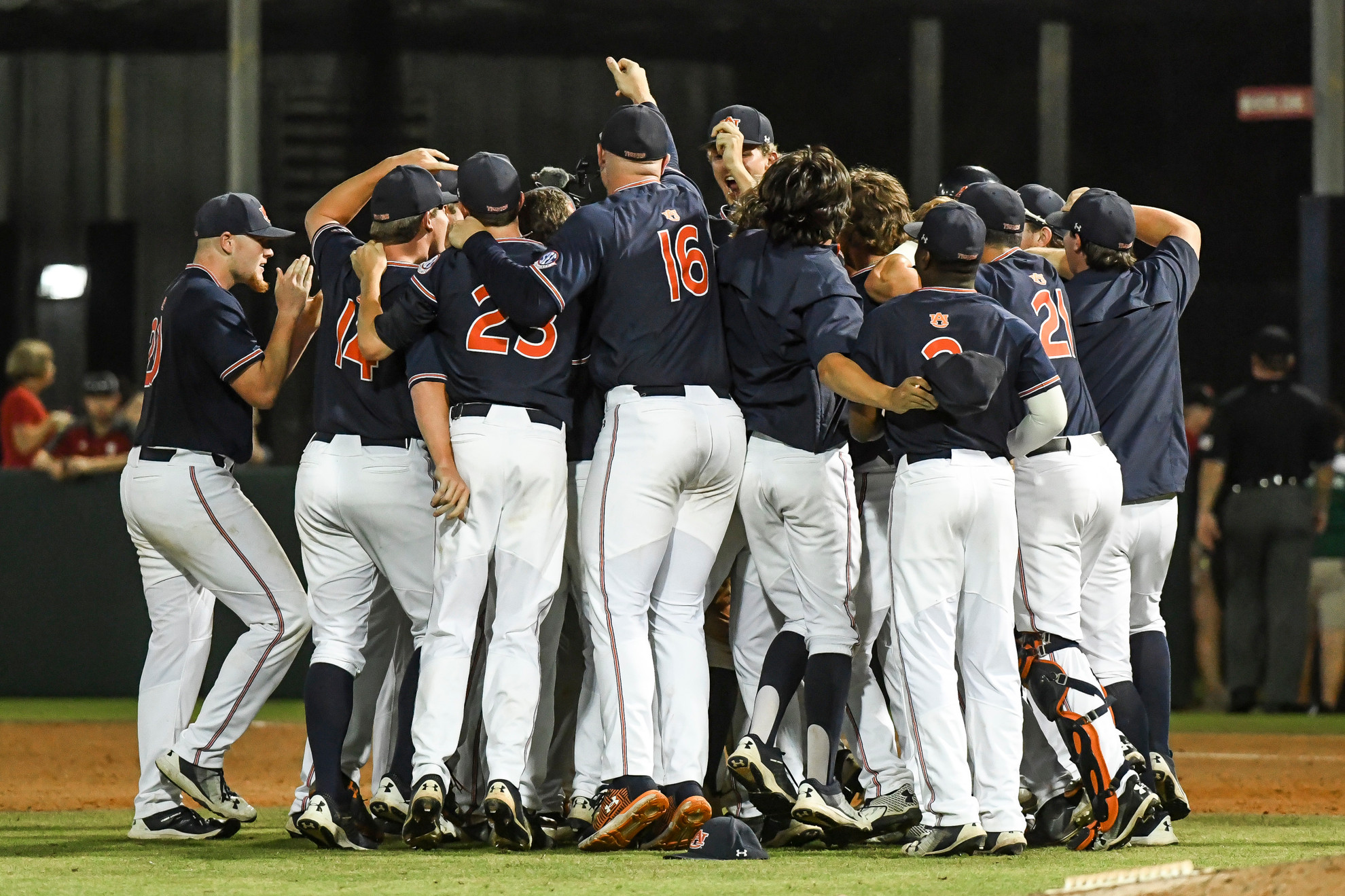 AUBURN ADVANCES TO NIT CHAMPIONSHIP DOMINATES ILLINOIS STATE visual data 8