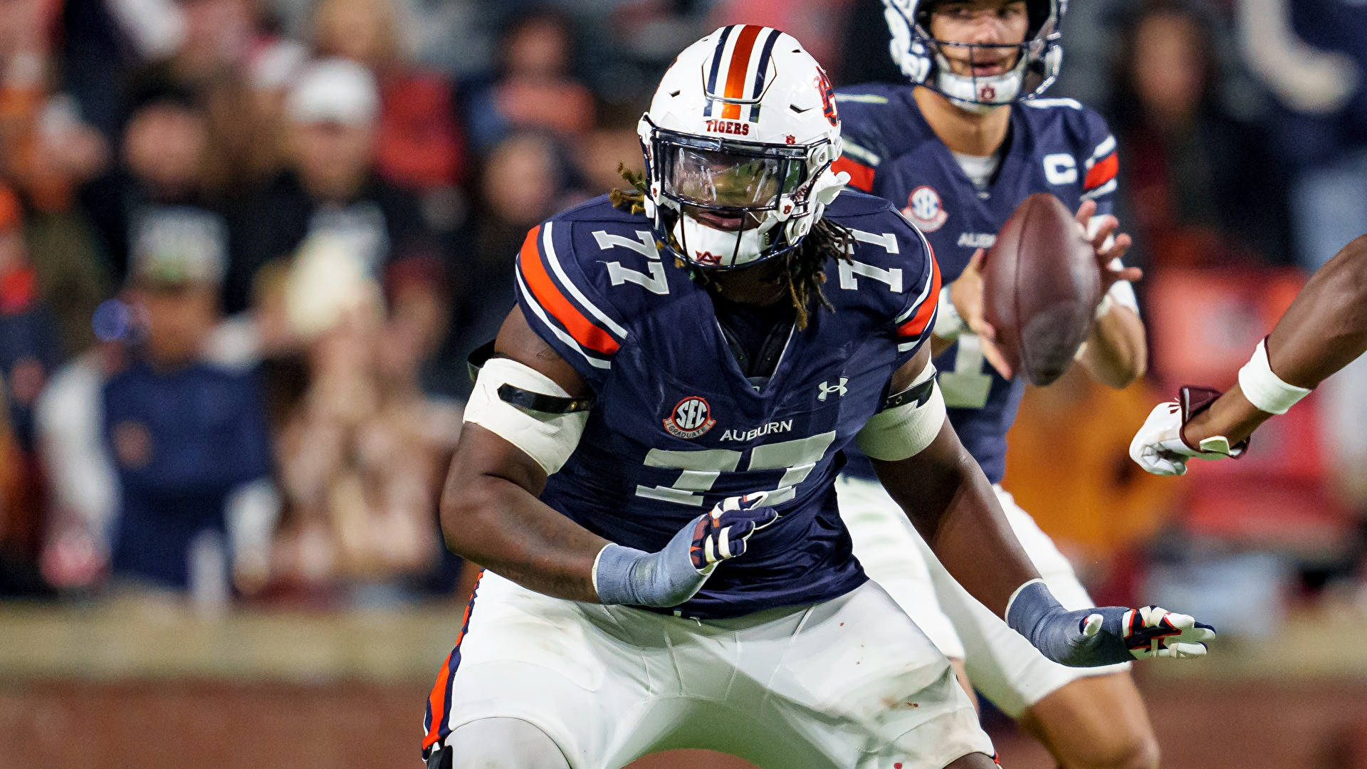 Auburn's Jeremiah Wright named to Wuerffel Trophy watch list - Auburn Tigers  - Official Athletics Website
