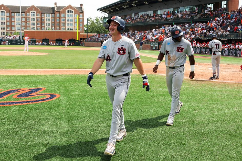 Photo Gallery: Auburn Regional vs. NC State - Auburn Tigers - Official ...