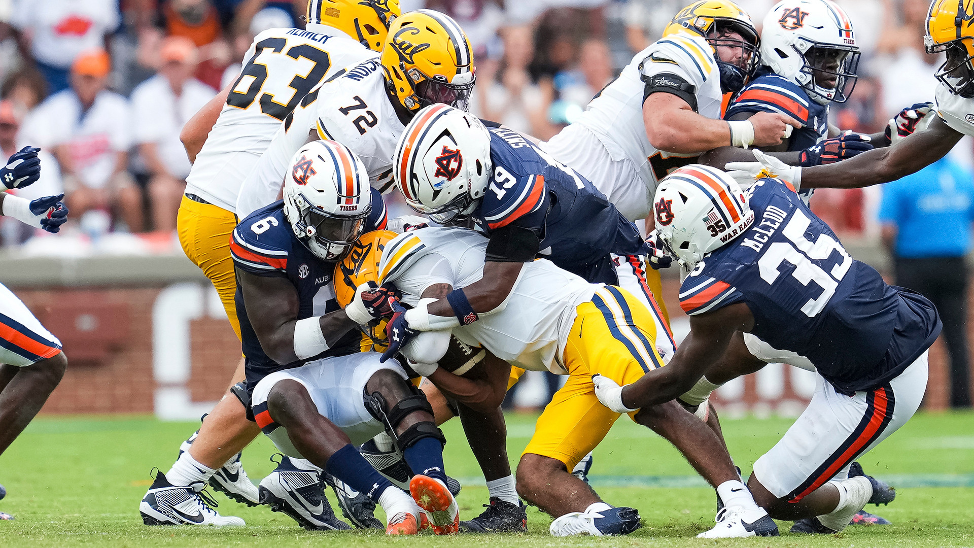 Turnovers costly in Auburn's 21-14 loss to Cal - Auburn Tigers - Official  Athletics Website