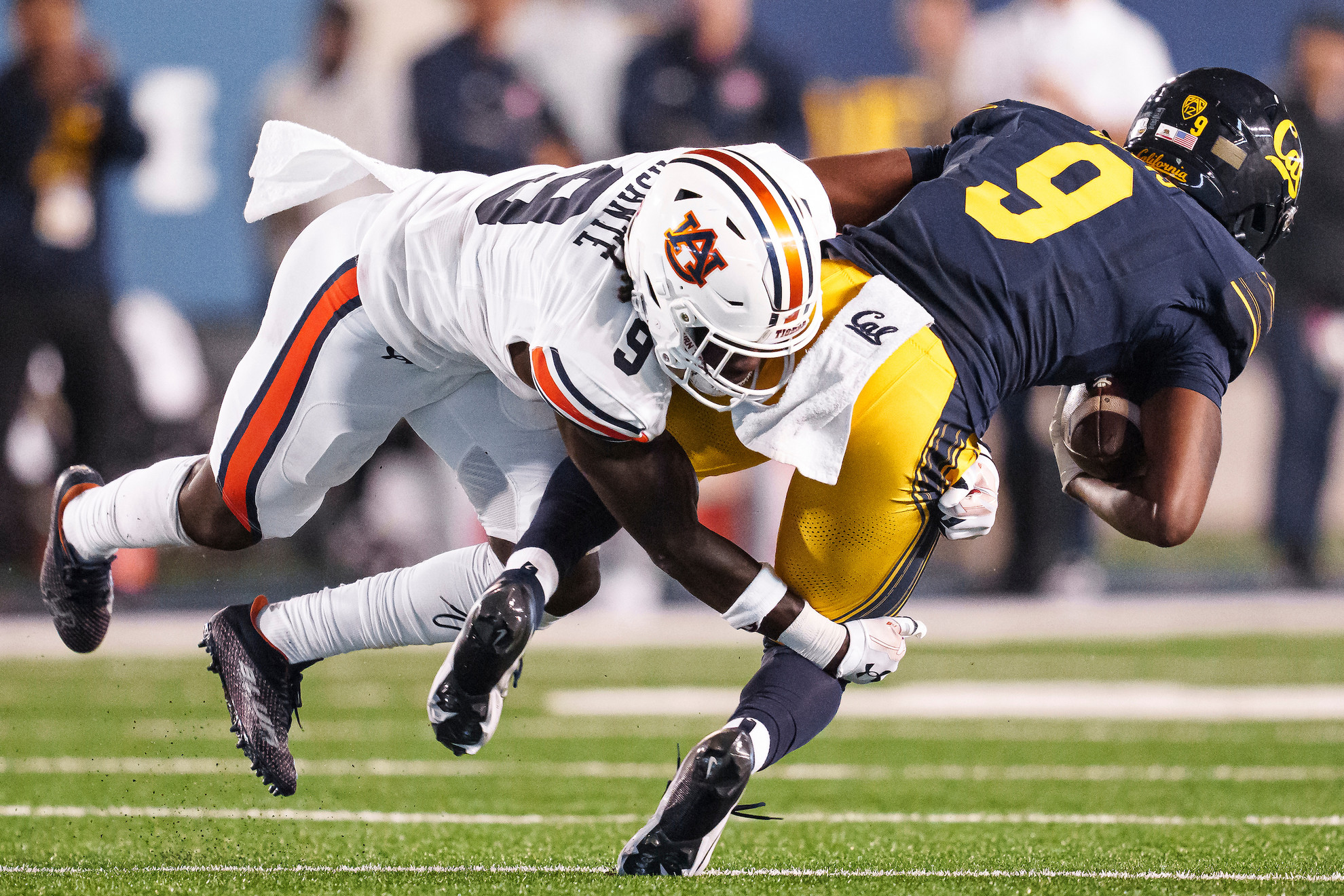 Auburn Linebacker Eugene Asante (9)_20230909_FB_atCAL_ZB_0150