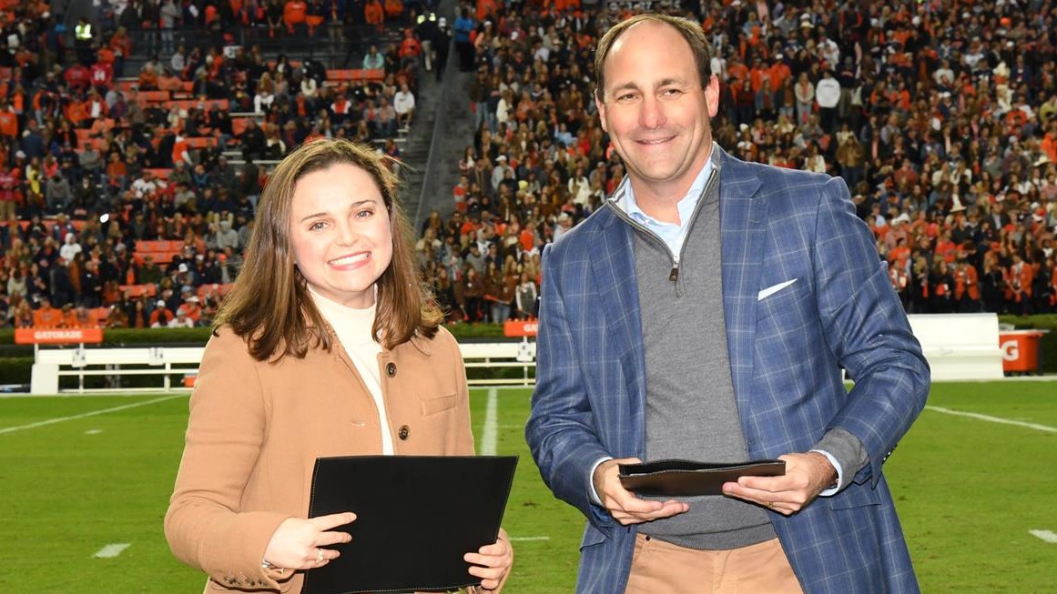 Allie Riddle honored as PNC Achiever - Auburn Tigers - Official ...