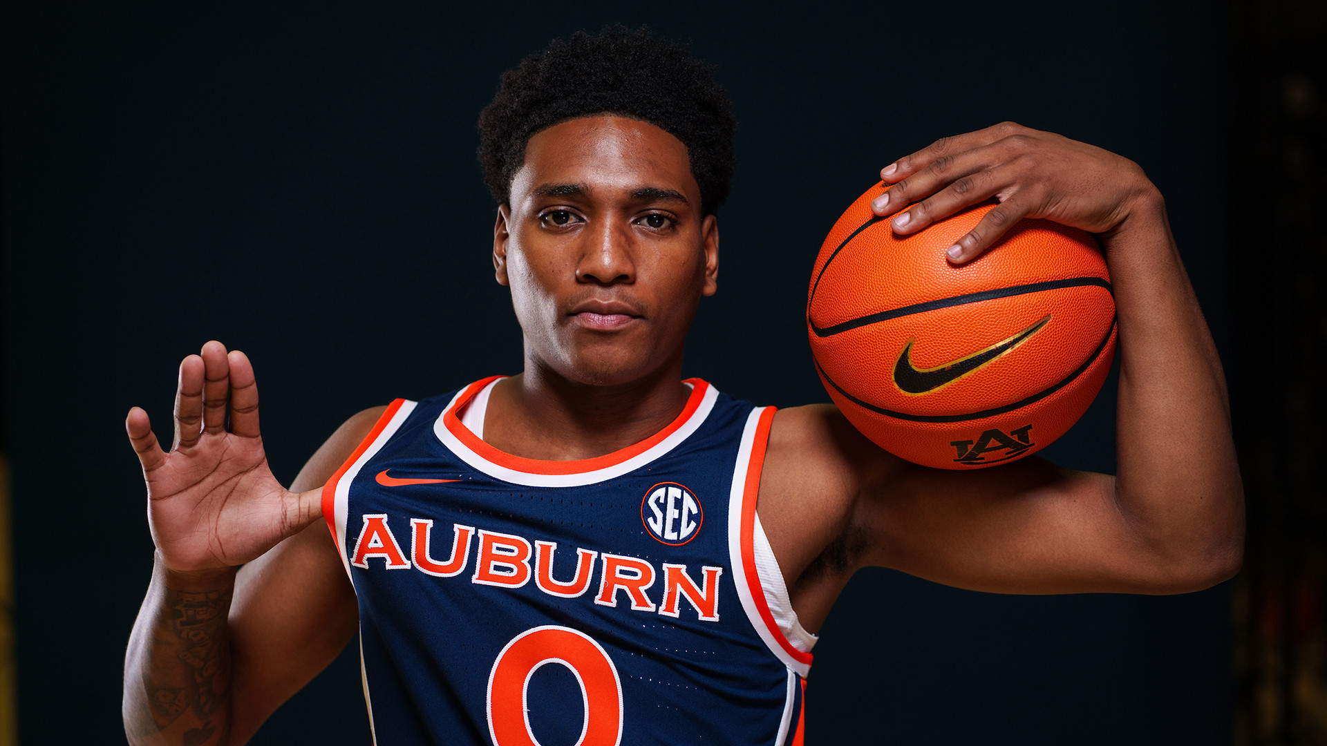 Tahaad Pettiford on Bob Cousy Preseason Watch List - Auburn Tigers - Official Athletics Website