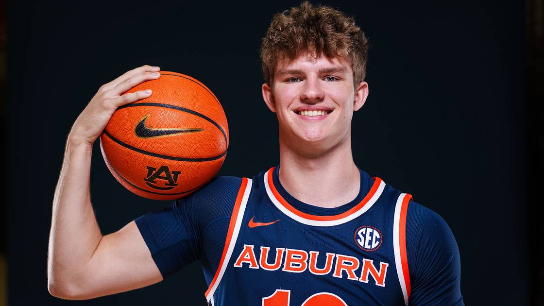 Auburn guard Simon Walker undergoes successful foot surgery - Auburn Tigers  - Official Athletics Website