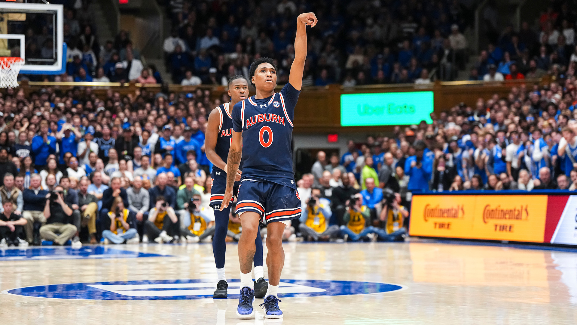 Auburn basketball - Gallery image 1